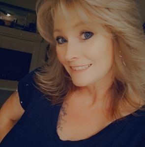 Meet your Posher, Renee